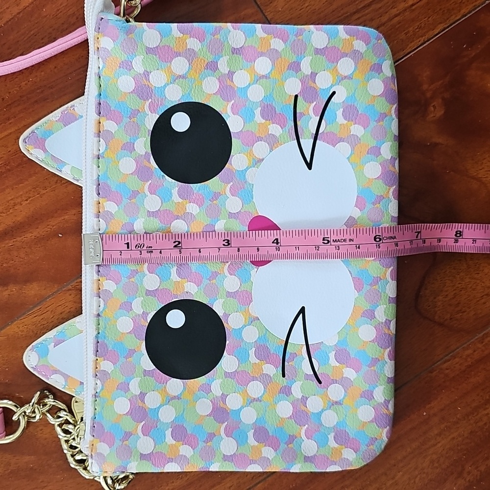 Luv Betsy Cute Cat Face Crossbody Bag - Picture 7 of 8